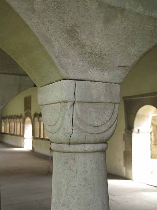 Kreuzgang Kloster Allerheiligen – Restaurieren, Denkmalpflege – Stäheli Steinbildhauer